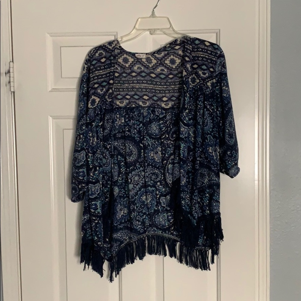 Hollister wrap